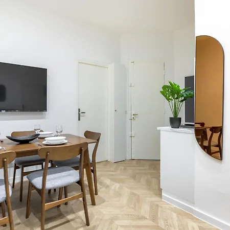 Fleurus Luxembourg Luxury 6p 2br Apartment